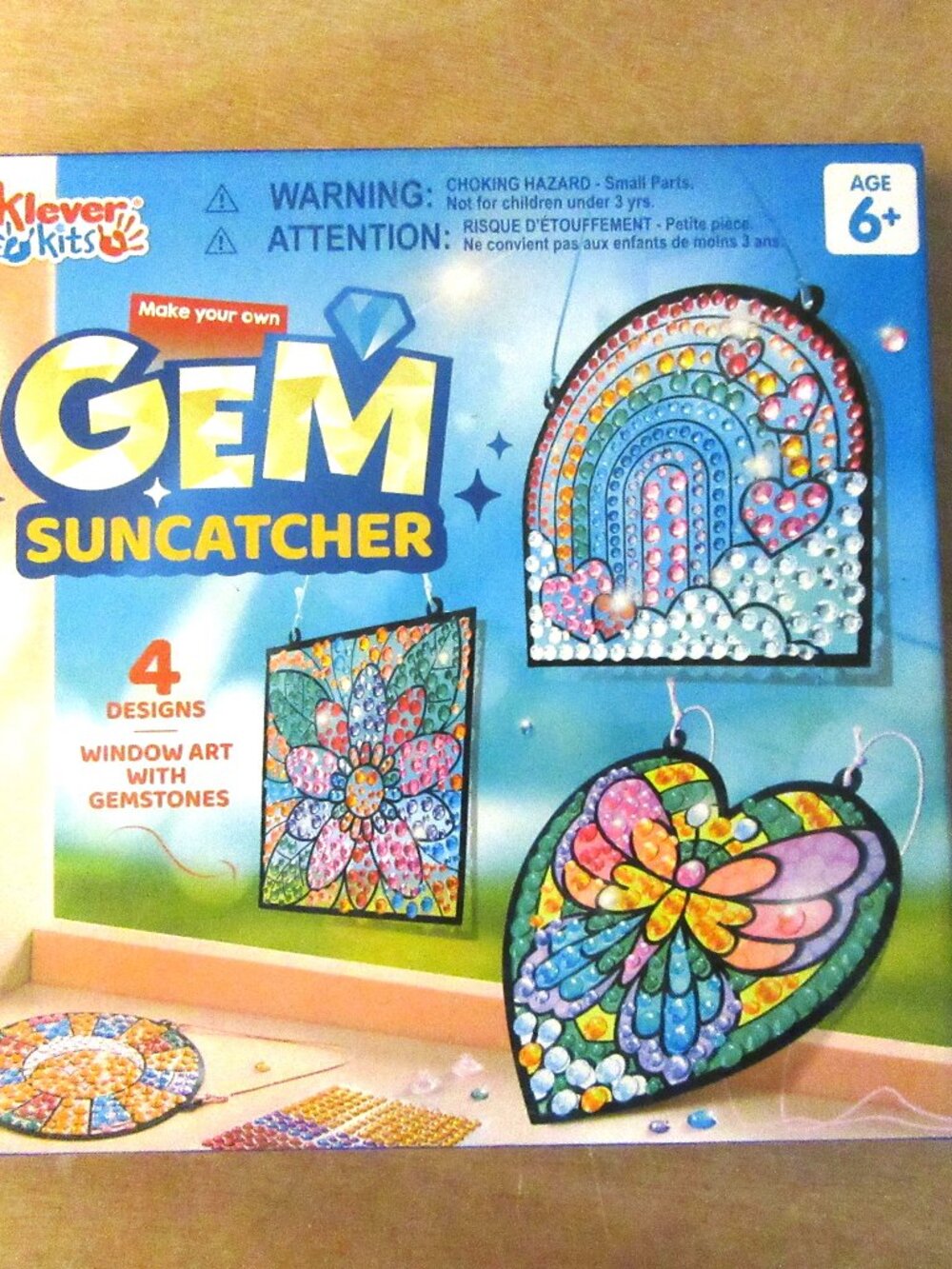 Gem suncatcher sets - 4 designs - ages 6+ - Unopened - DIY - Childrens gift